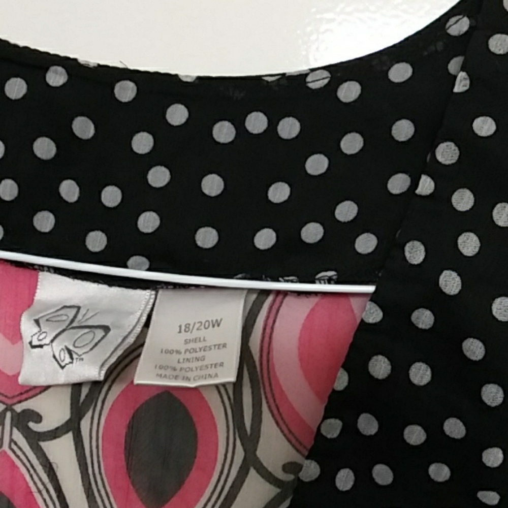 Womens blouse - Picture 2 of 3